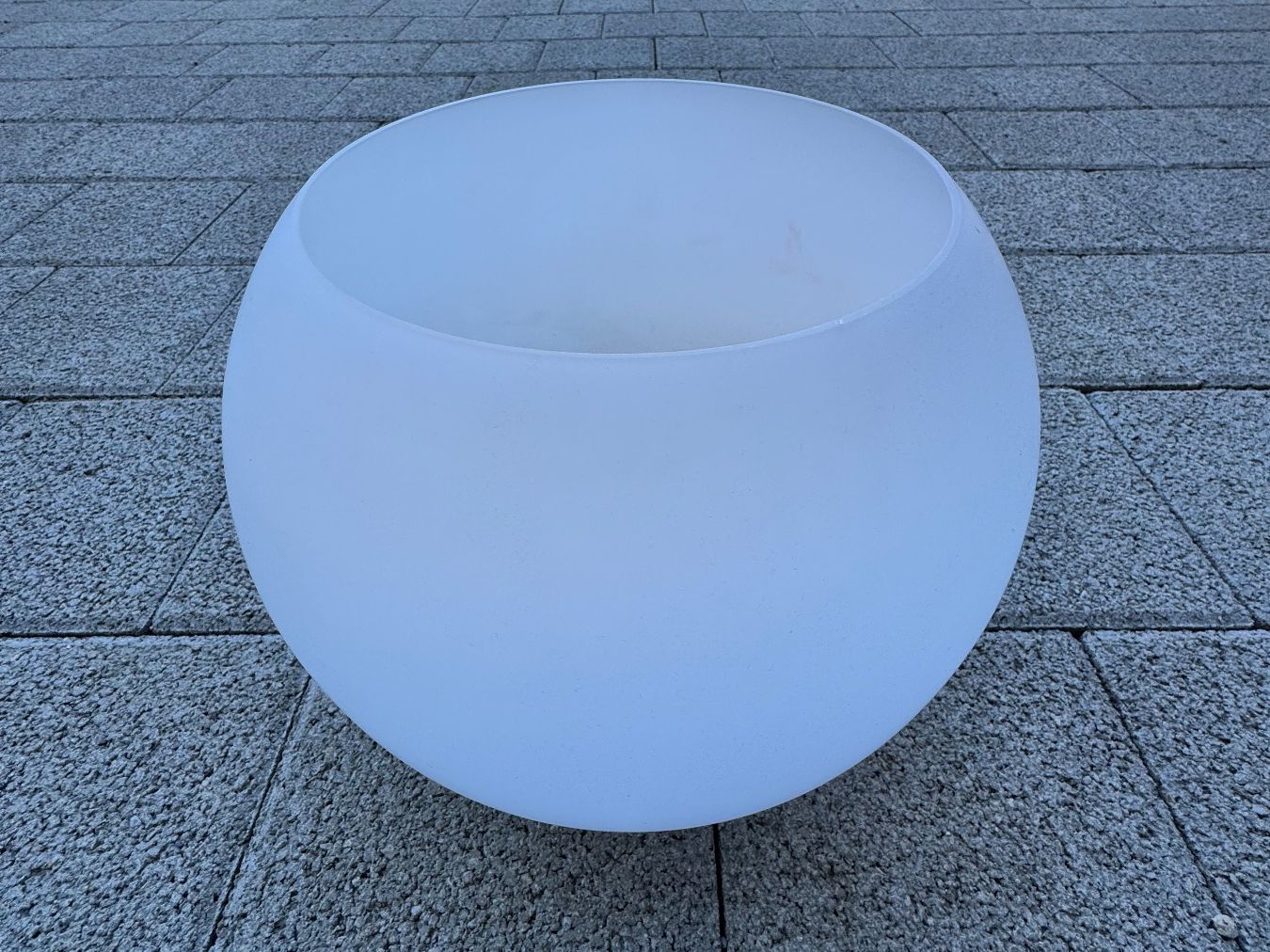 Lampenschirme: Lampenschirm Glas-Kugel – Gebraucht aus St. Gallen von Deane
