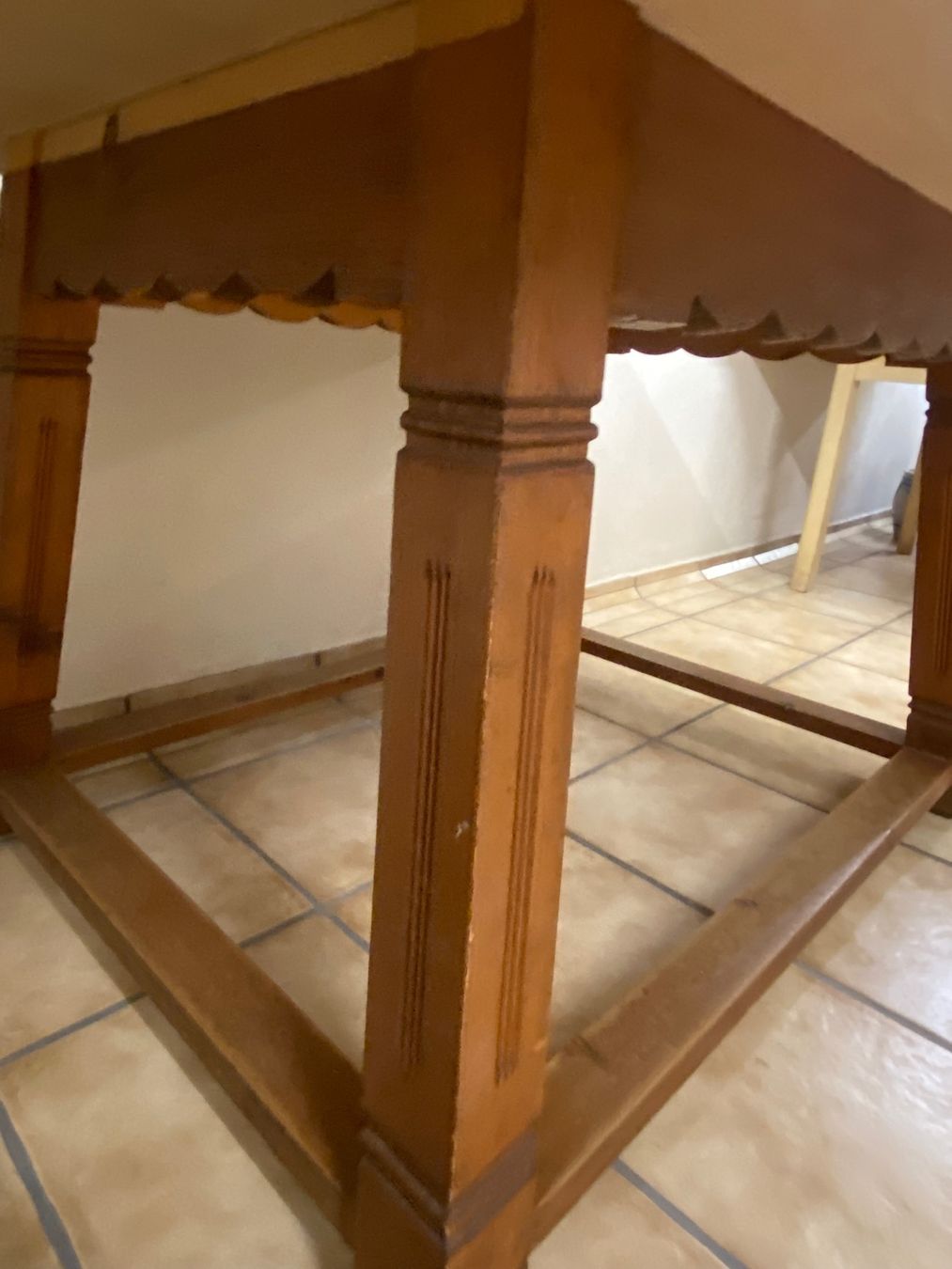 Tavoli: Holztisch als zusätzliche Abstellfläche oder Esstisch – Usato da Burgdorf venduto da gre_2ftz 3
