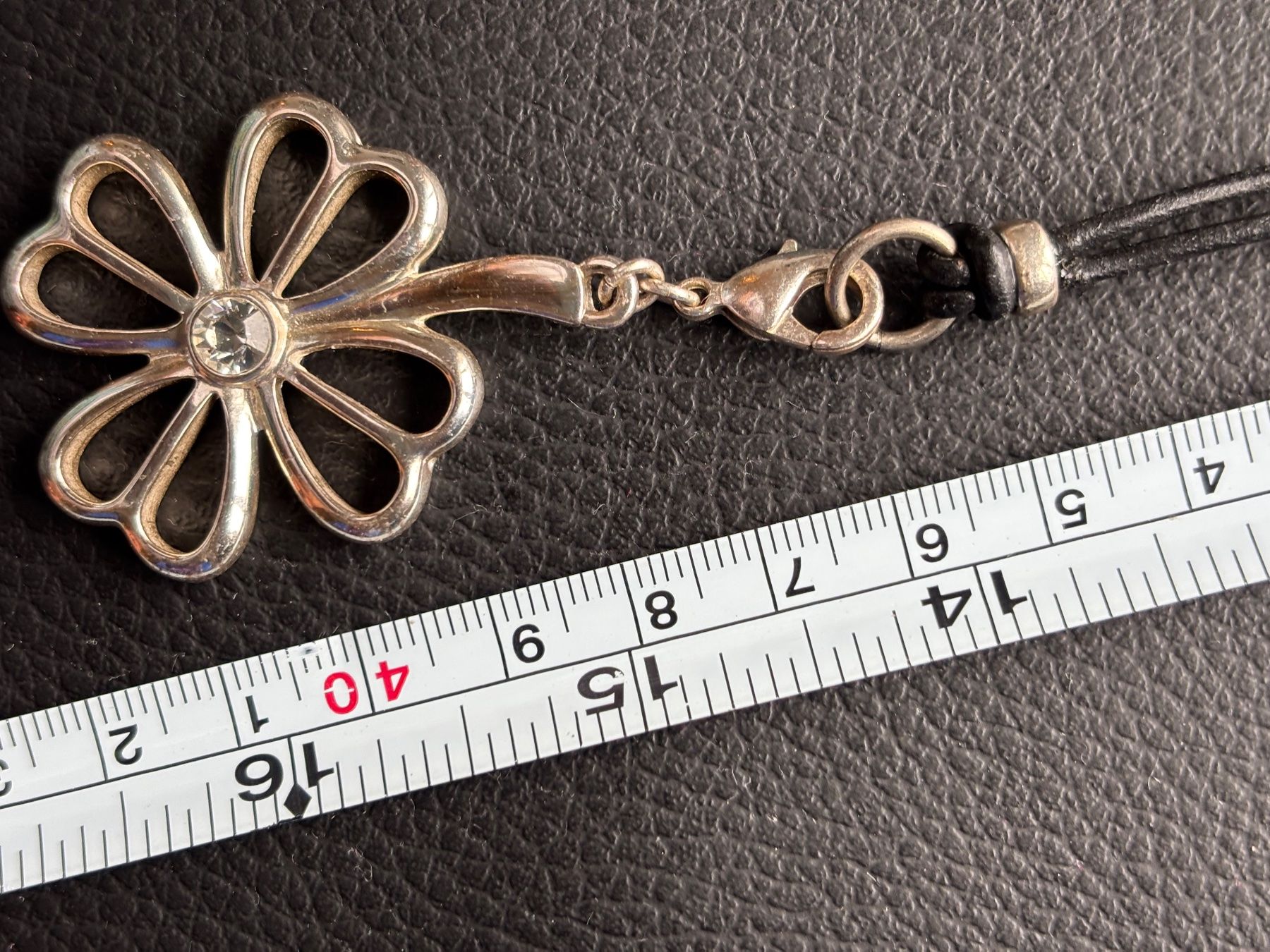 Ketten: Collier à pendentif Pilgrim  trèfle à quatre feuilles – Gebraucht aus Peseux von Cresus27 3