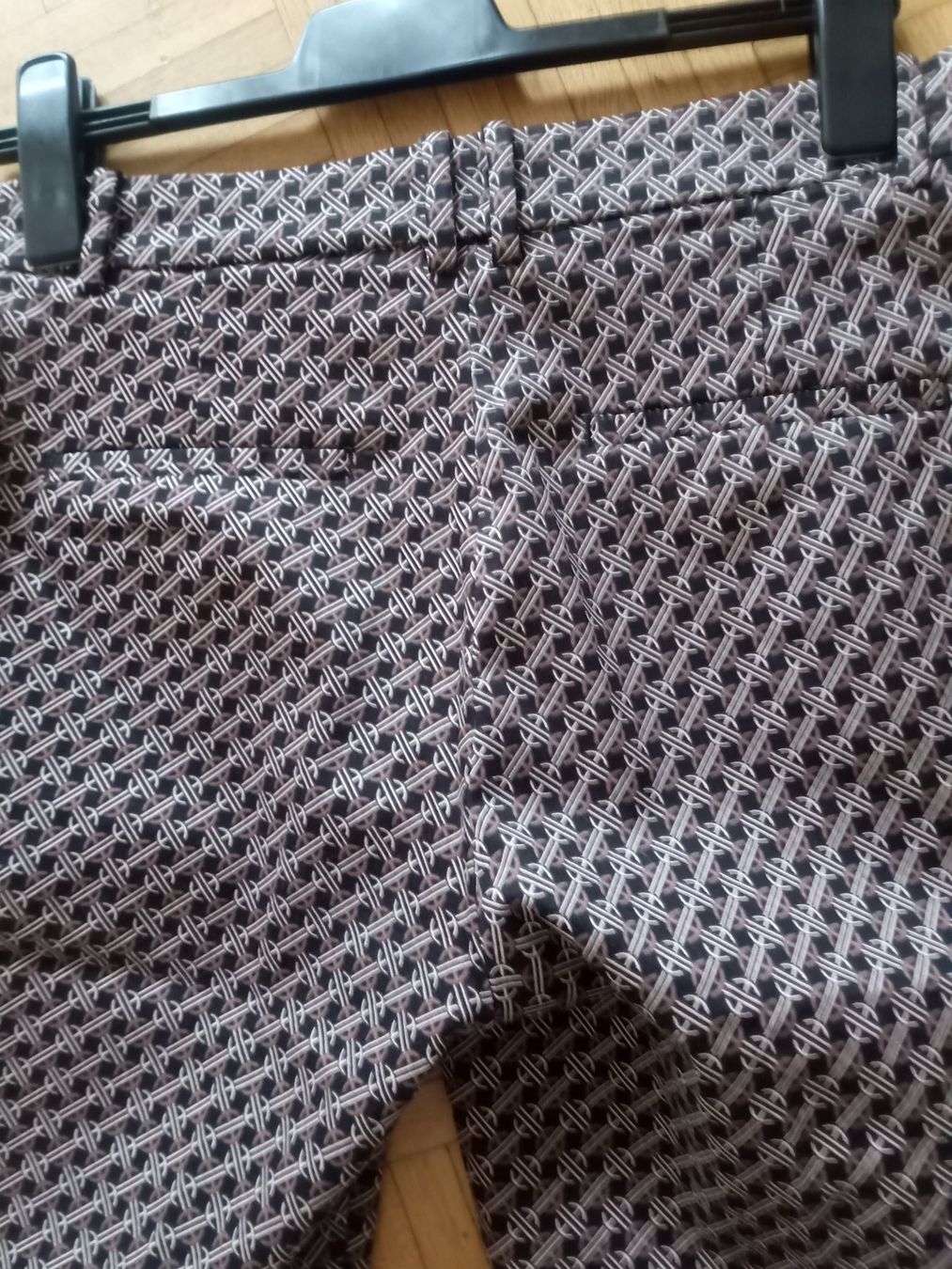 H&M Pantaloni: Damenhose – Usato da Biel/Bienne venduto da Ganesh12 2