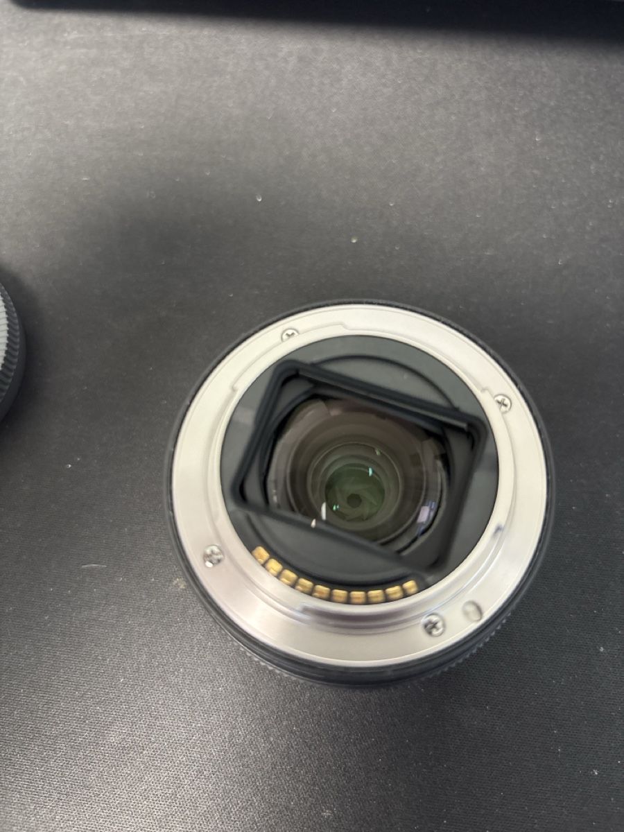 Sony Obiettivi: Sony FE 28-60 f4-5.6 – Usato da Riehen venduto da gerard.tobin 1