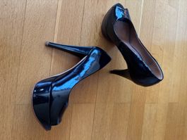 Damenschuhe Zara Lack schwarz Grösse 38 guter Zustand