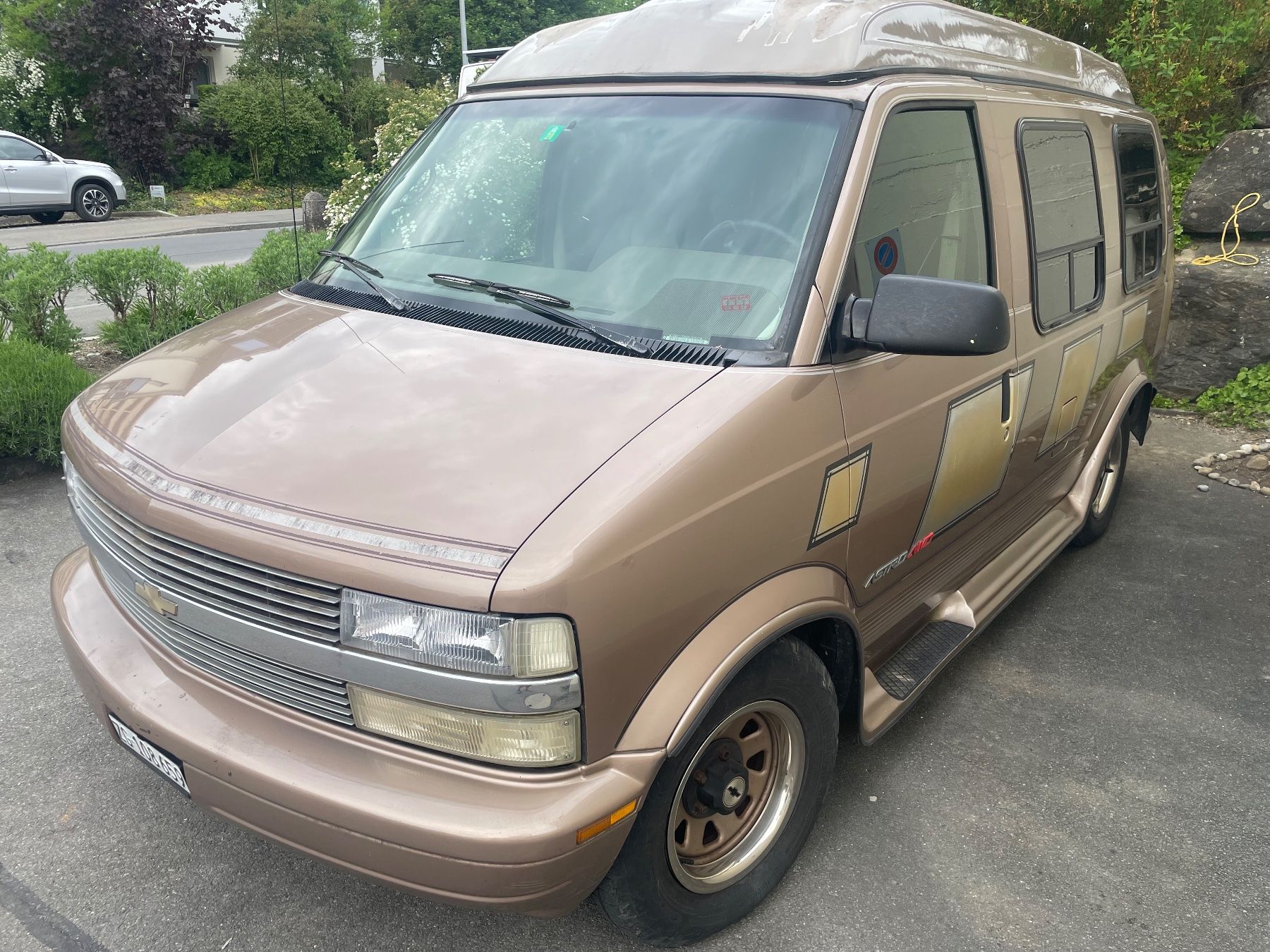 Chevrolet Automobili: 1995 Classic Chevrolet Conversion Van – Usato da Steinhausen venduto da dsp_28hv 3