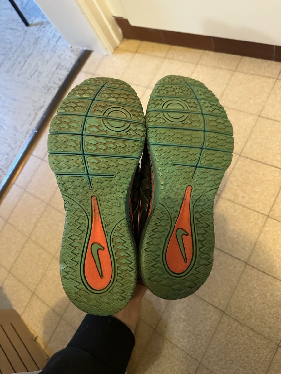 Nike Chaussures hommes: Sneaker Nike – D'occasion à Lausanne par Tipouze 2