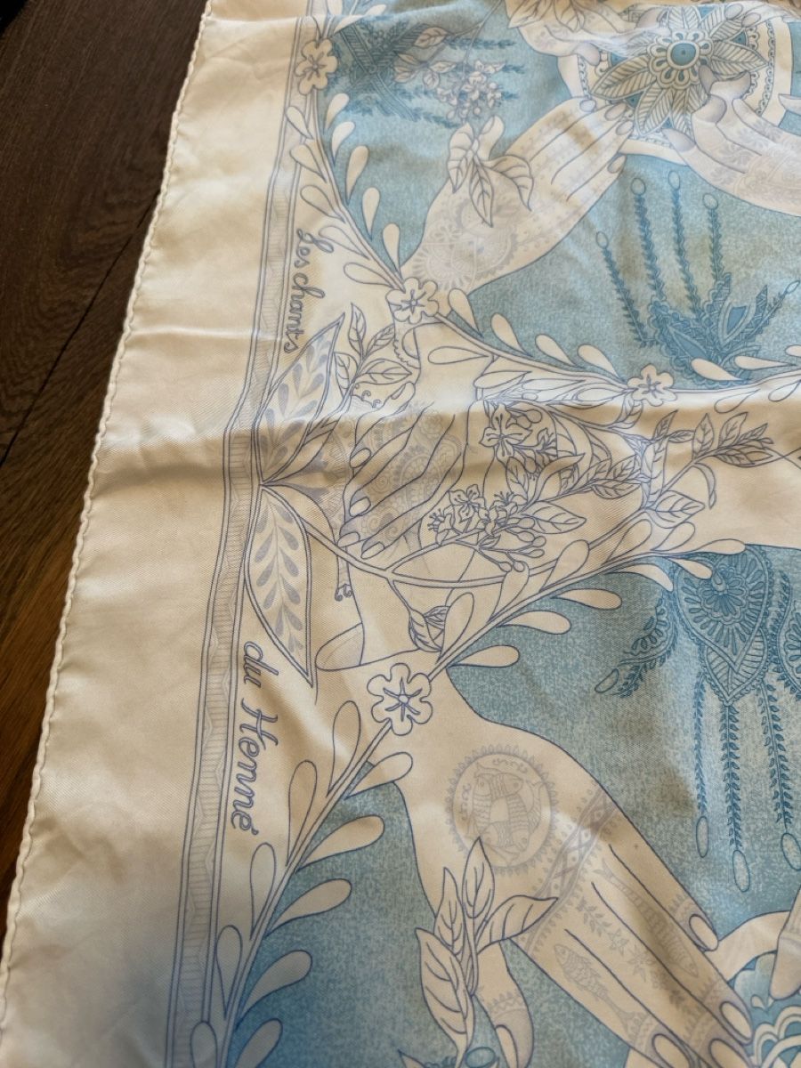 Hermès Foulards, Tücher & Schals: Carré Hermès – Gebraucht aus Zollikon von Tropfenweibel 2