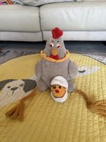 Poule au crochet fait main avec œuf et poussin amovibles