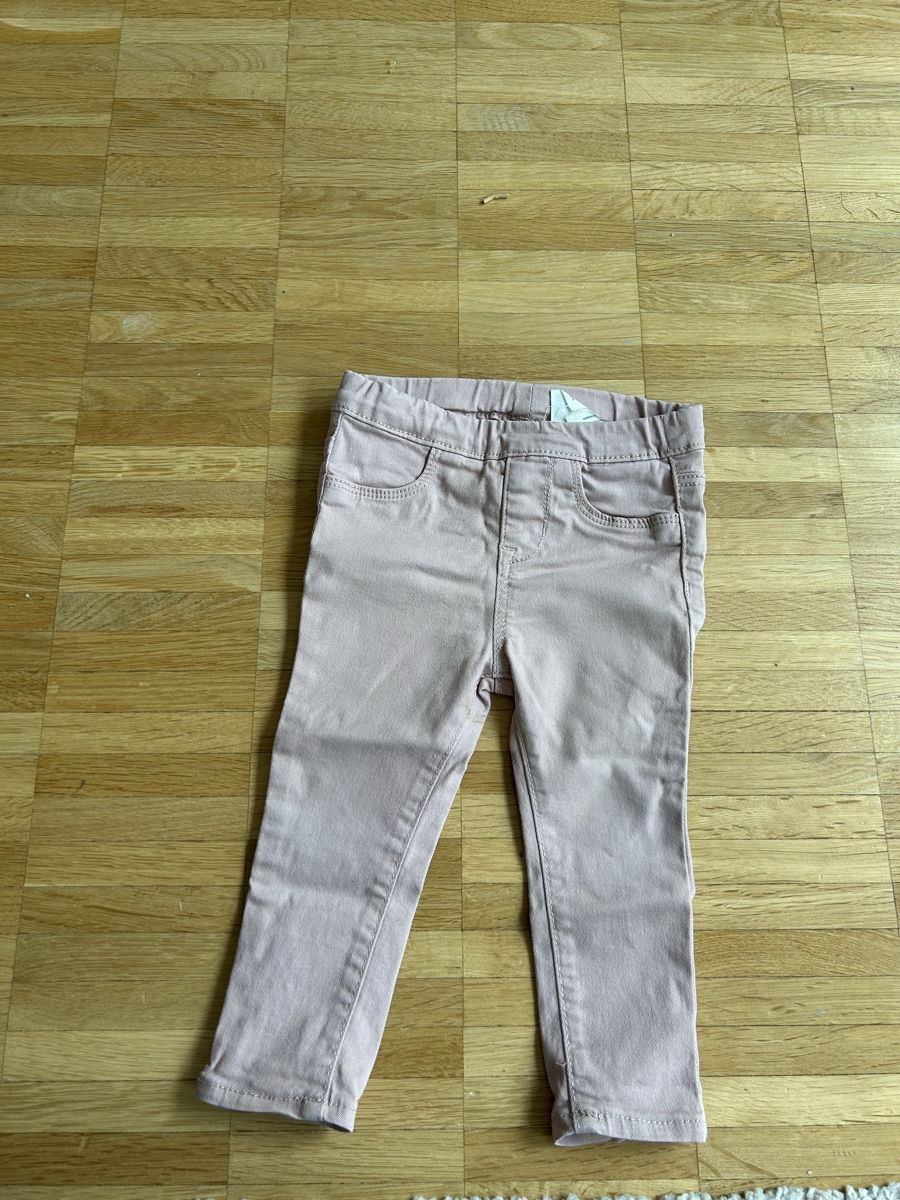 H&M Pantalons: Mädchen  Hose rosa Grösse 80 – D'occasion à Bern par ago_n6ww
