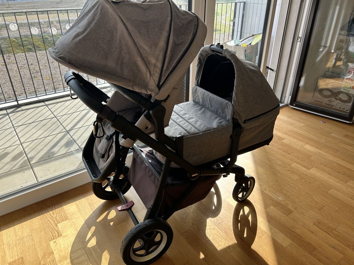 Thule Poussette: Thule Sleek Stroller – Complete Set for Two Children (bassin – D'occasion à Basel par ang_nwh2 4