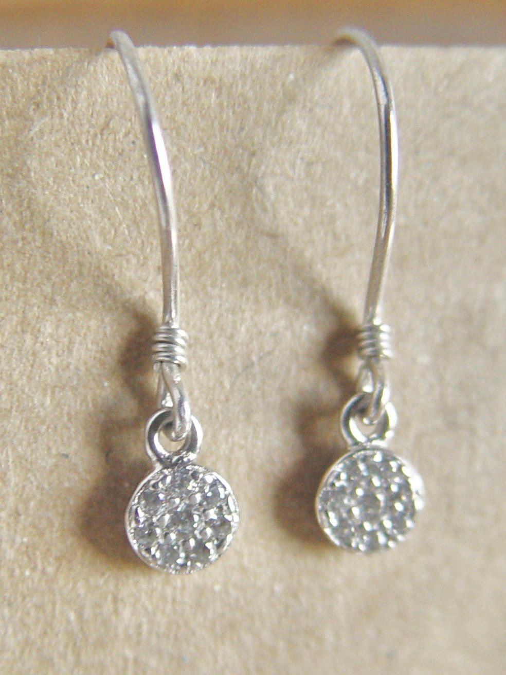 Orecchini pendenti & Orecchini a lobo: Ohrhänger Silber 925 mit Zirkonia Pavé Plättchen – Nuovo (secondo la descrizione) da Henggart venduto da gernli