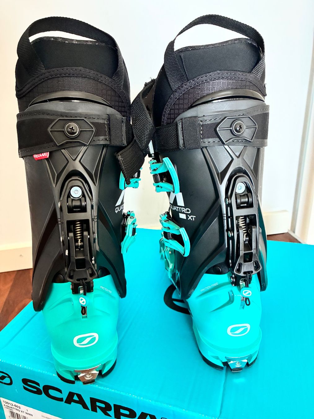 Scarpa Scarpe da uomo: New Scarpa 4-Quattro XT Wmn Touring Ski Boots – Nuovo (secondo la descrizione) da Wallisellen venduto da loo_9wgx 3