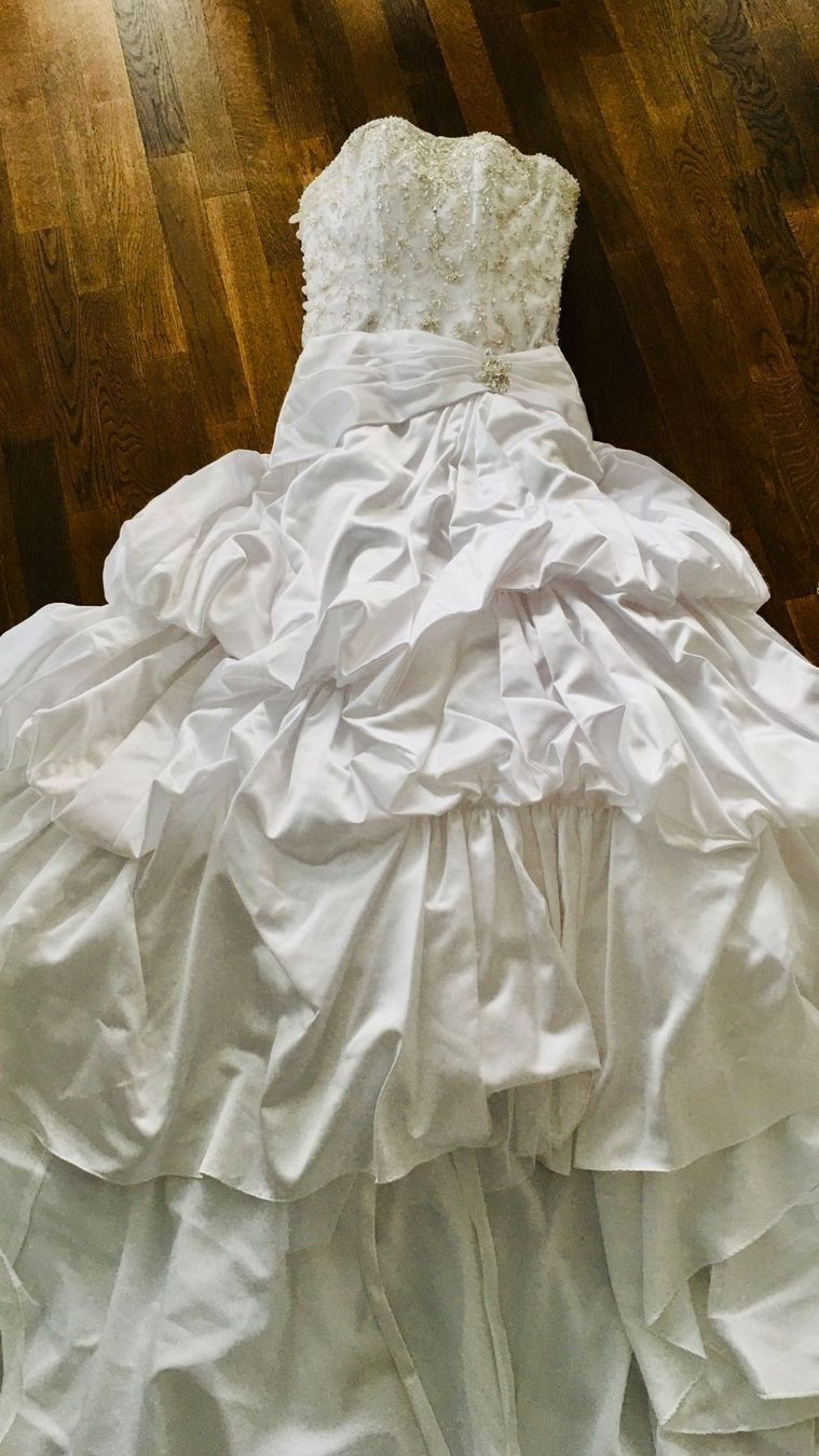 Vestiti: BRAUTKLEID-NEU-TRAUMHAFTES MODELLE- – Nuovo e nell'imballaggio originale da Baar venduto da hasenfrau15 8