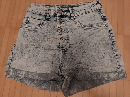 Coole Jeansshorts, bleached