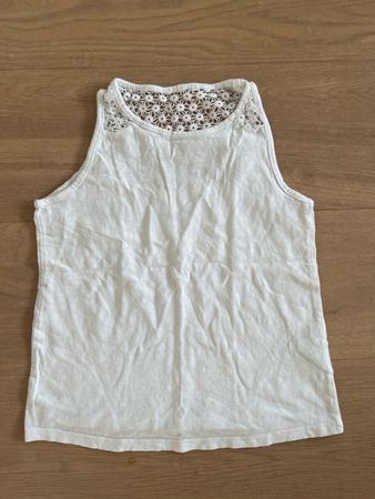 Luftiges Sommertop mit Spitze, Grösse 128, neuwertig