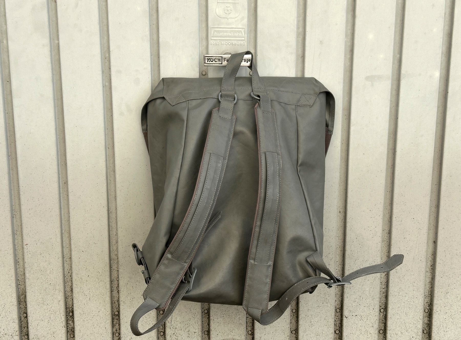 Freitag Zaini: Freitag R522 Tschingel, NEU! – Nuovo (secondo la descrizione) da Basel venduto da Trip_7 1