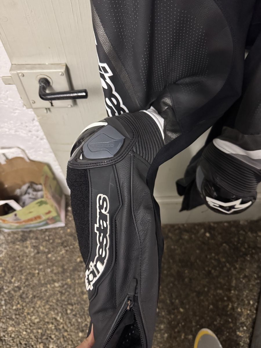 Alpinestars Protezioni & Imbottiture: Lederkombi Alpinestars Atem V4 – Usato da Liebefeld venduto da jan_lg92 2