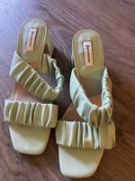 Stradivarius Sandalen hellgrün Grösse 38 leichter Abri eb