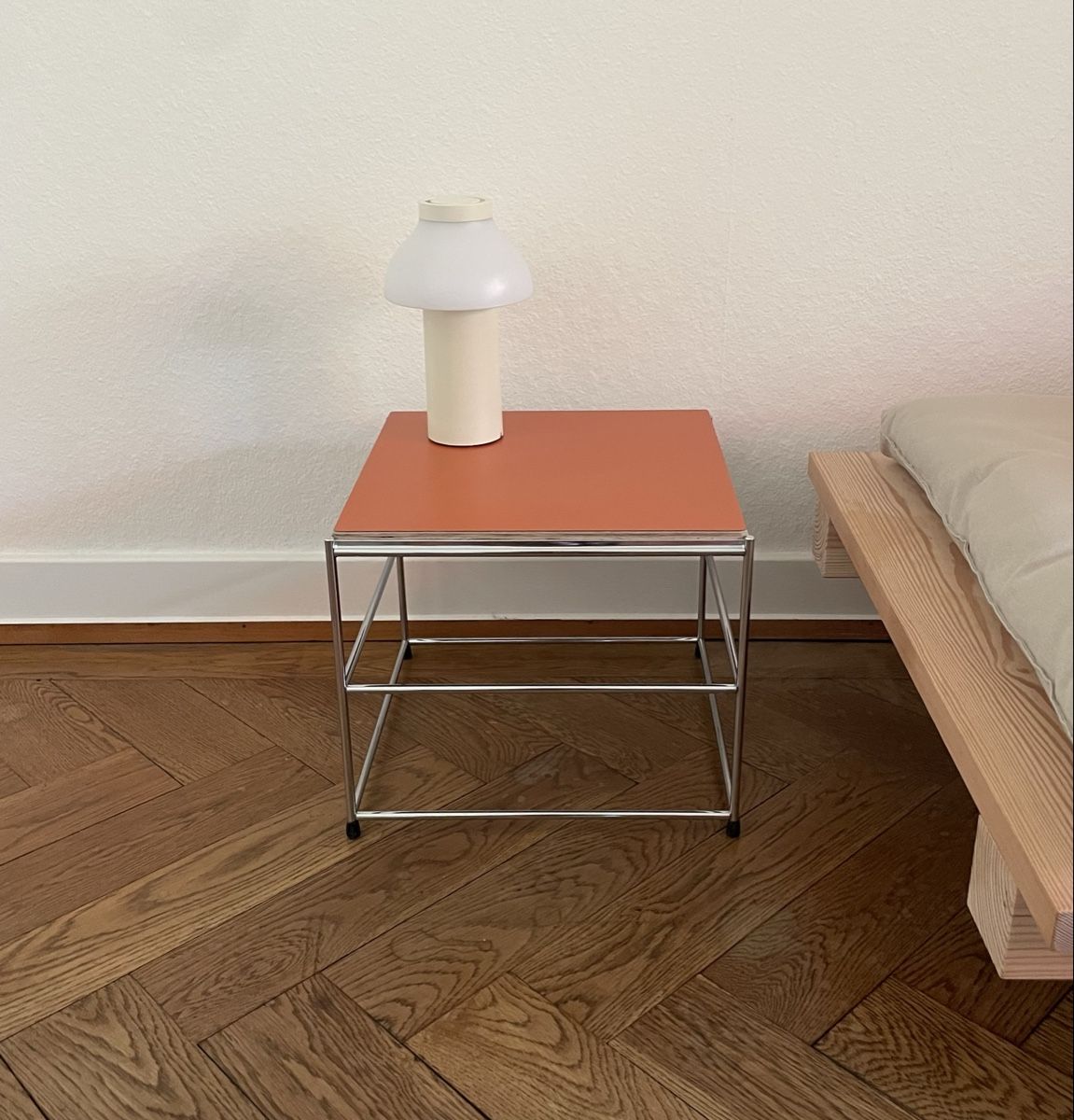 Tables: Beistelltisch mit  Sperrholz-HPL-Platten beidseitig – Neuf (Voir description) à Zürich par dan_xns7 1