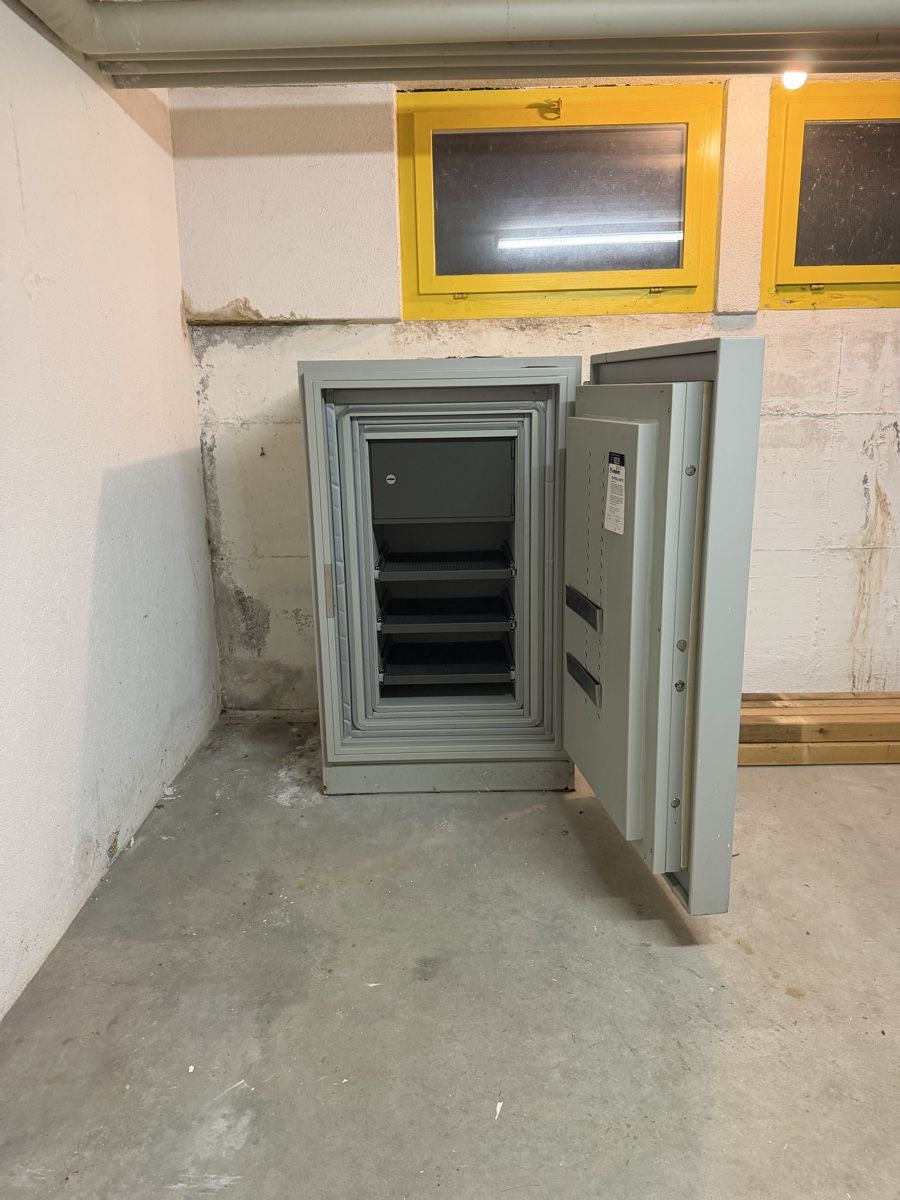 Casseforti: Tresor / Safe – Usato da Bilten venduto da beretta_92