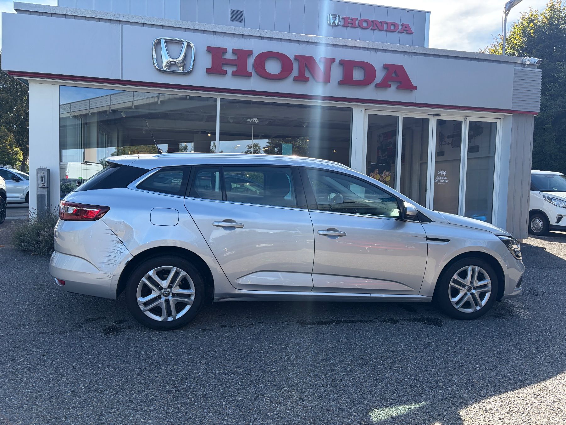 Renault Automobili: Renault Megane 1.2 Automat – Usato da Bern venduto da Garage-Blunier-AG 2