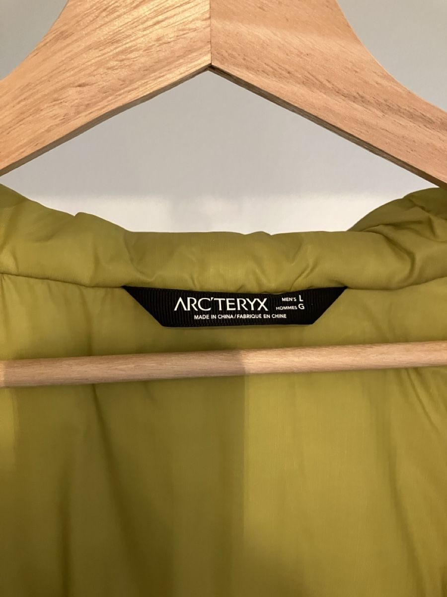 Arcteryx Giacche: Arcteryx Nuclei SV size large – Nuovo (secondo la descrizione) da Zürich venduto da zac_bs6l 2