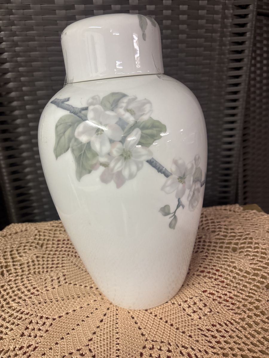 Pentole: Blumenvase von Rosenthal – Usato da Kriens venduto da Wundertuete17