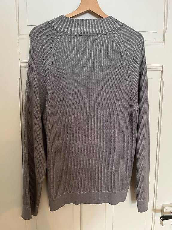 Giacche: SHYX Strickjacke 'Doreen' Grösse M/L, Dunkelgrau – Usato da Bern venduto da vinsk3000 1