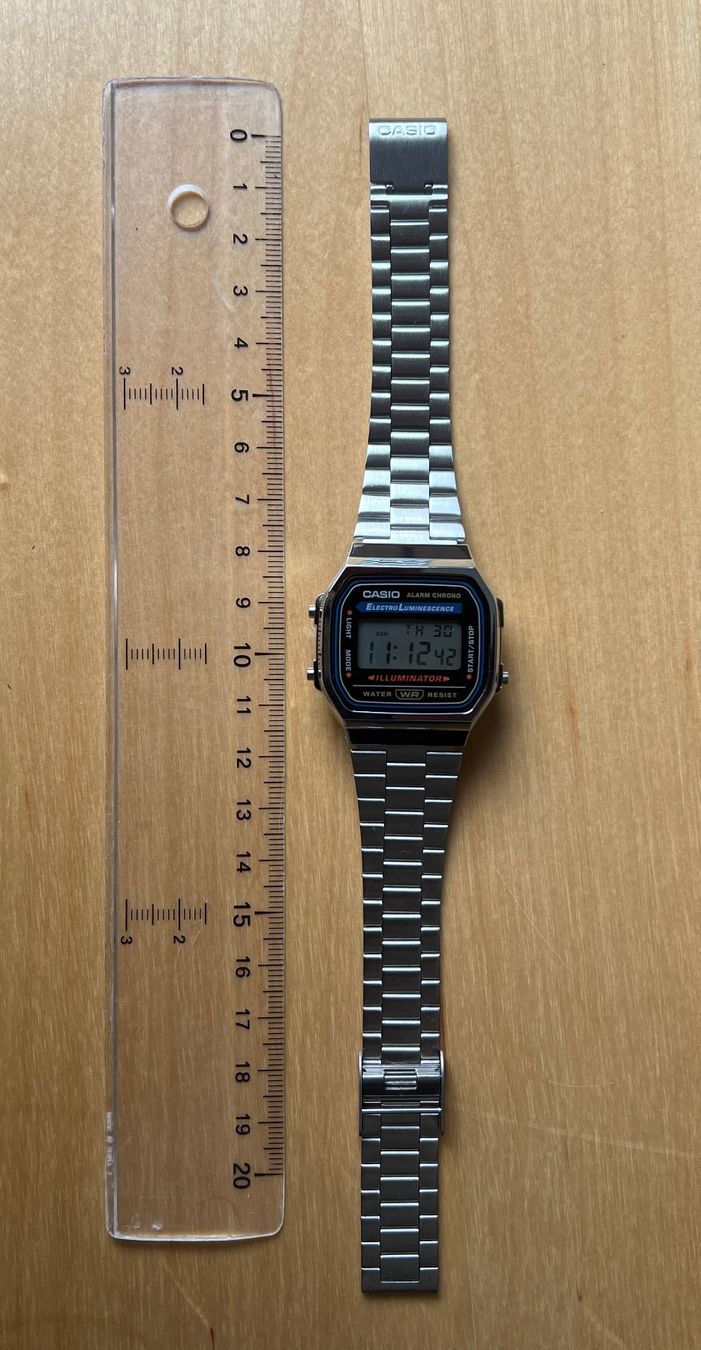 Casio Uhren: Casio A168 – Gebraucht aus Horgen von  1