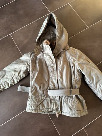 Refrigue Winterjacke Mädchen Gr. 10 Jahre top Zustand
