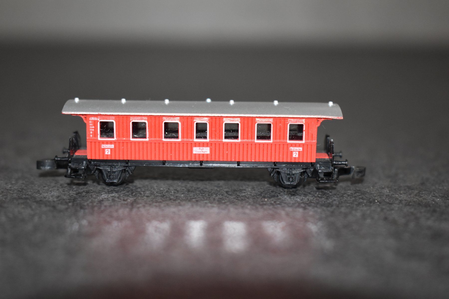 Märklin Modellini di ferrovie: Märklin Z Wagon voyageurs DB 8701 – Usato da Le Locle venduto da skycomputer 1