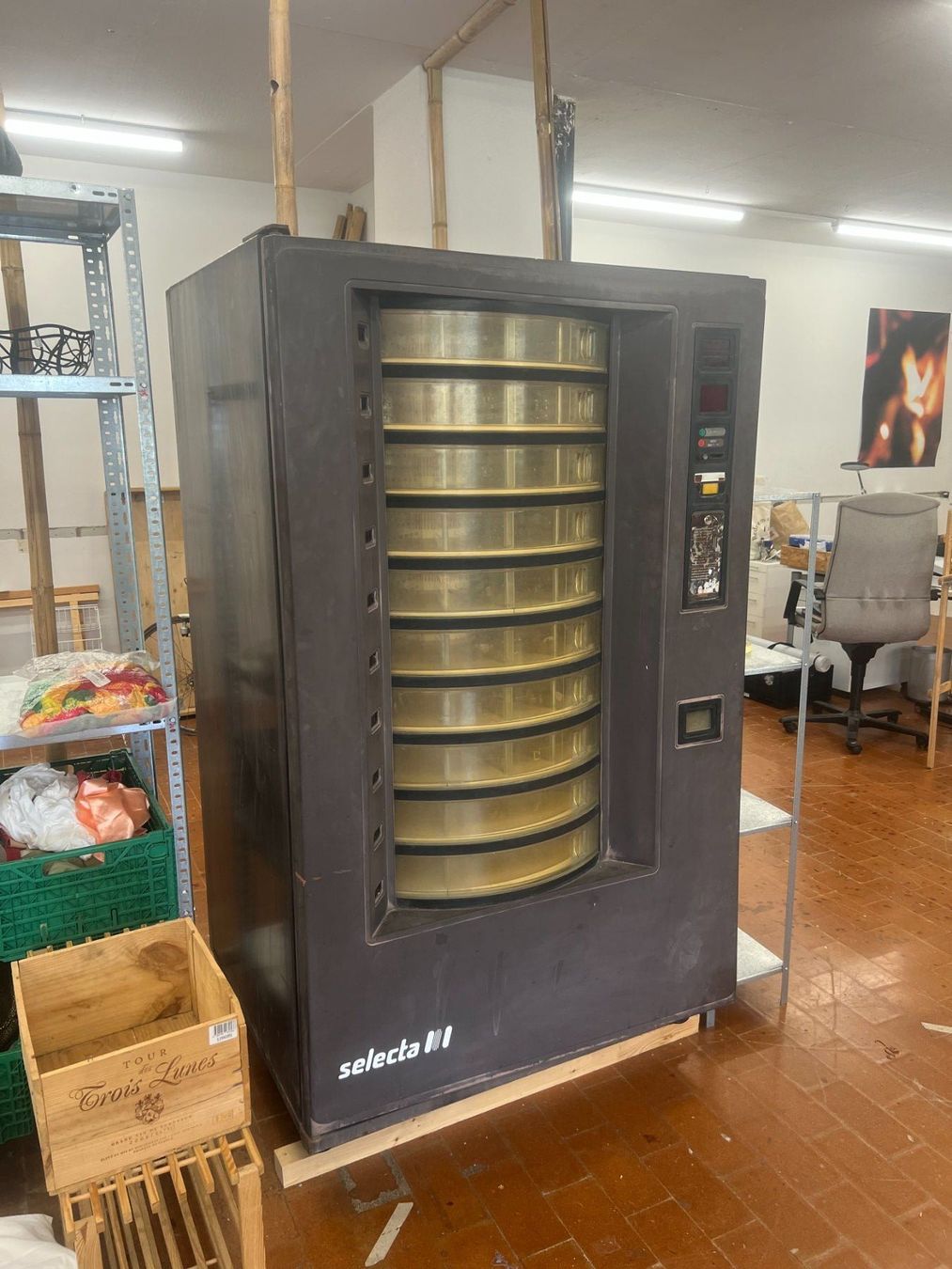 Selecta Sonstiges für die Gastronomie & Hotel: Selecta Automat – Gebraucht aus Basel von locolorenzo