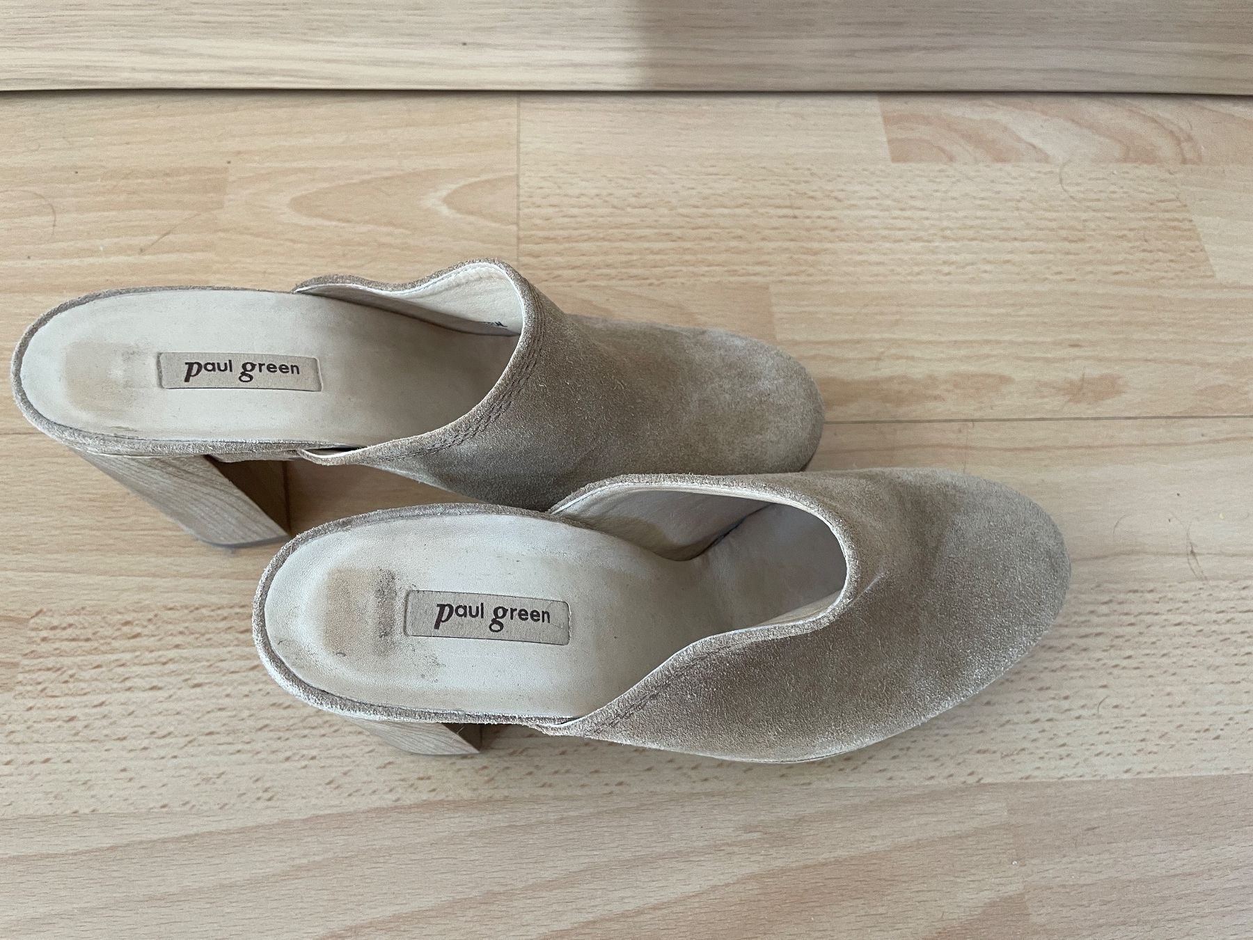 Paul Green Damenschuhe: Paul Green Clogs beige Wildleder Grösse 36 – Gebraucht aus Bern von SoSofa 2