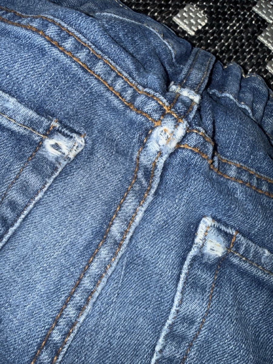 H&M Hosen: H&M Jeans-Shorts, Gr. 128, – Gebraucht aus Zürich von Krikri21 4