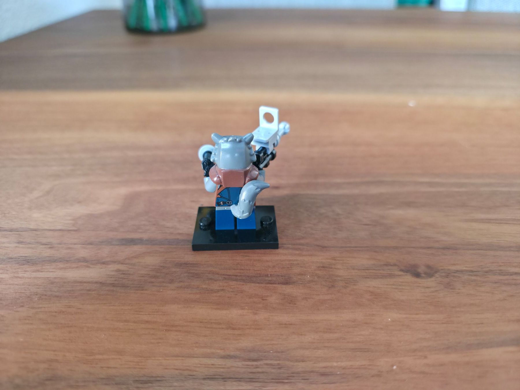 Lego Statuette: Lego Marvel Minifigur Rocket Raccoon – Usato da Laufen venduto da elias39 1