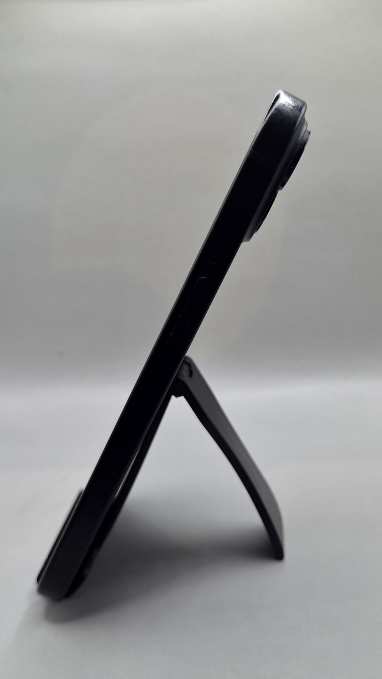 Apple Telefoni cellulari / Smartphones: Iphone15 128Gb Top Zustand – Usato da Bäretswil venduto da Apipo42 3