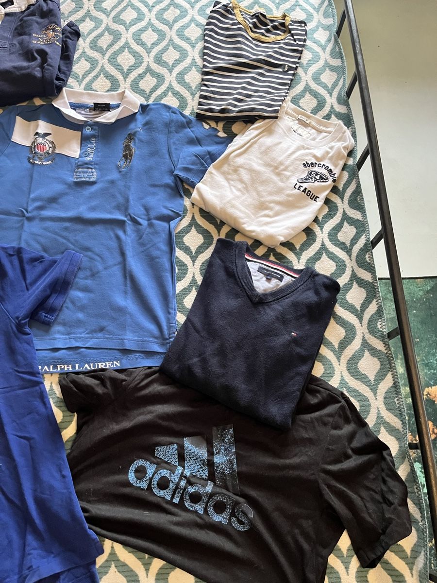 Tommy Hilfiger Lotti & Set di vestiti: Diverse Marken Kleider (Hilfiger/Ralph Lauren/Champion etc.) – Usato da Hochdorf venduto da Forestgreen 1