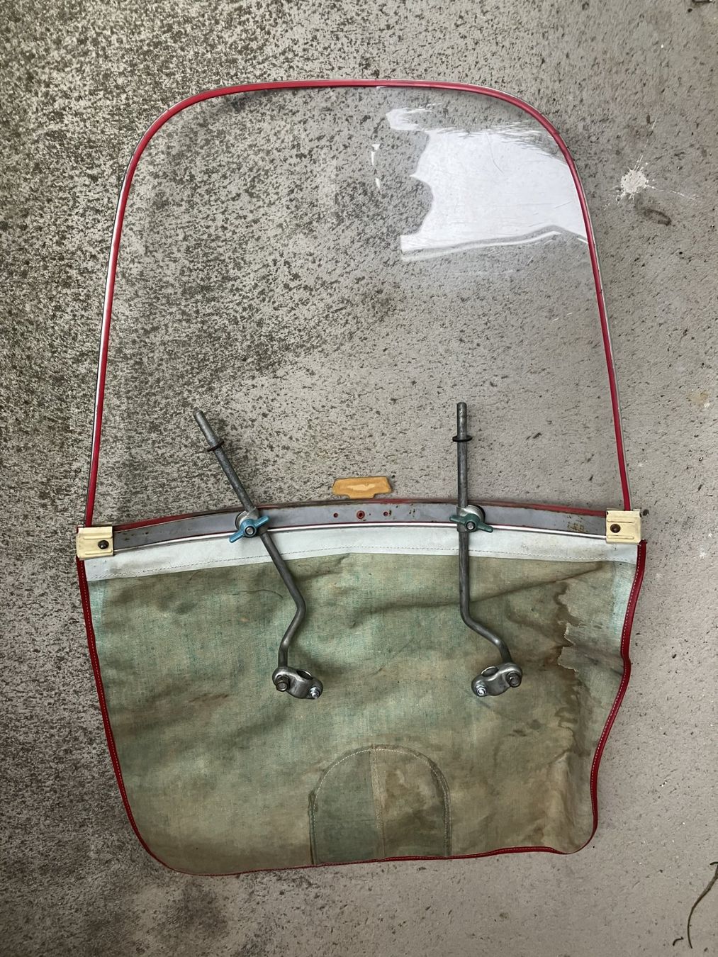 Vespa Tutti pezzi di ricambio per scooter: Vespa Faro Basso Windschild mit Halterung Parabrezza – Usato da Murten venduto da ritter_surf 1