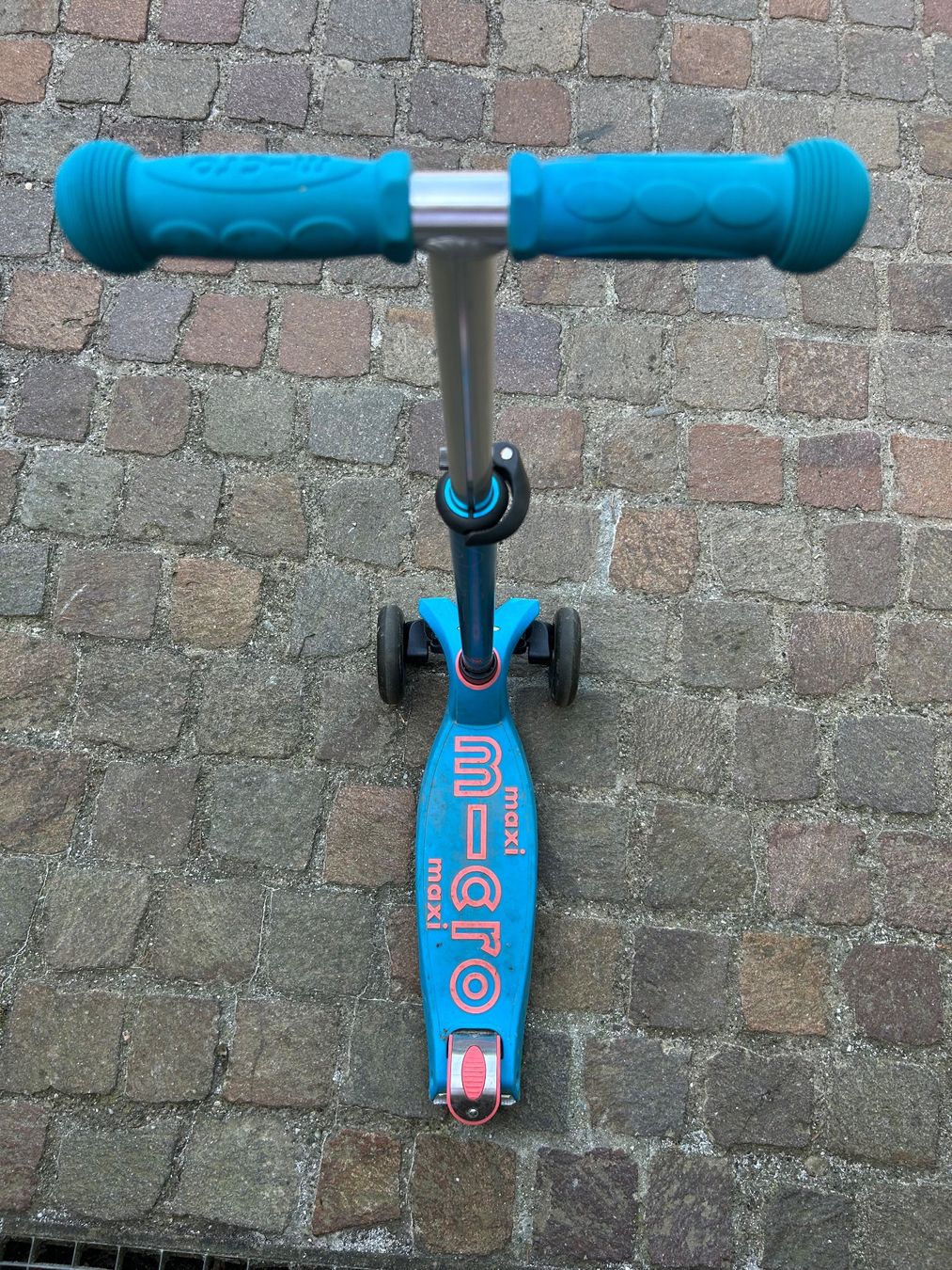 Micro Kickboard: Micro Maxi Roller, 3-Rad, top Zustand – Usato da Rheinfelden venduto da mssg75 1