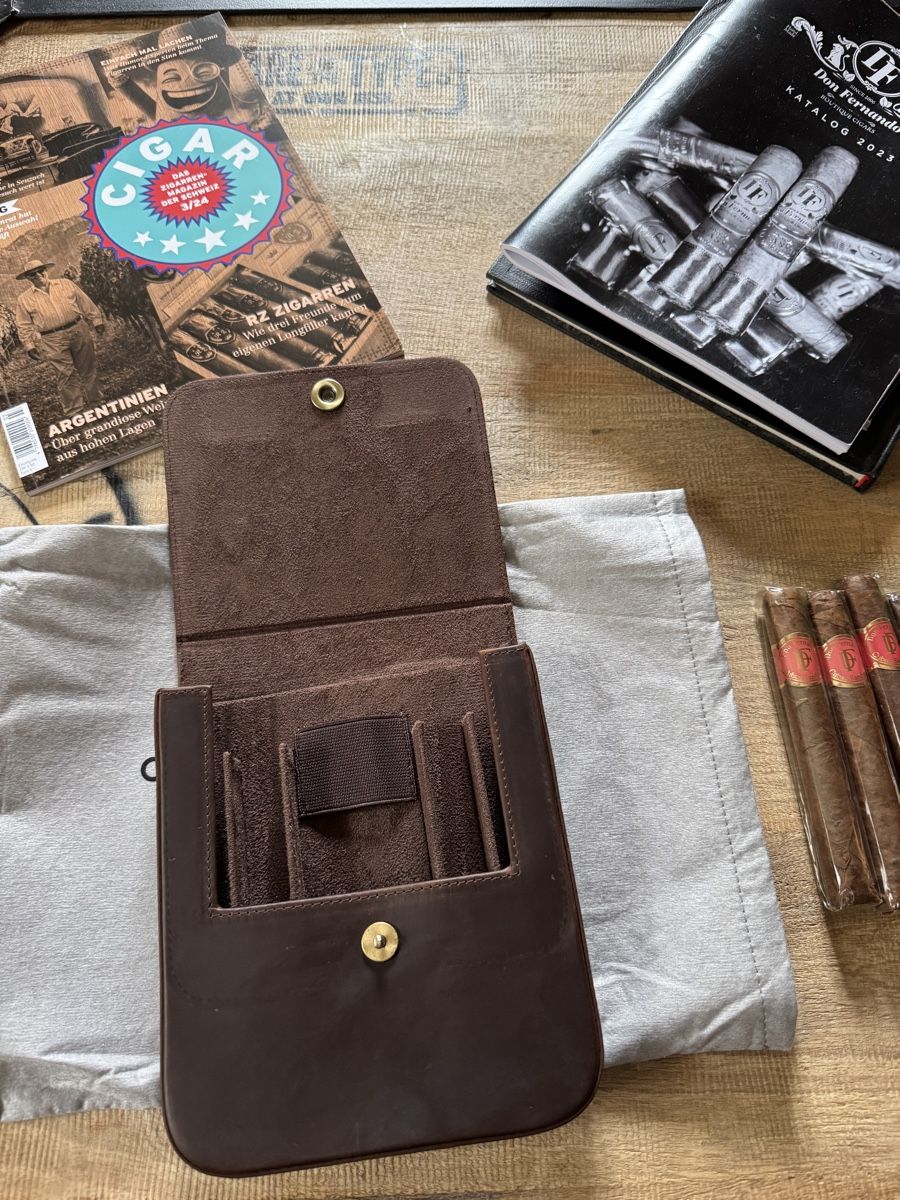 Humidore: Zigaren Reishumidor Etui – Neu (gemäss Beschreibung) aus Seuzach von Wolf936