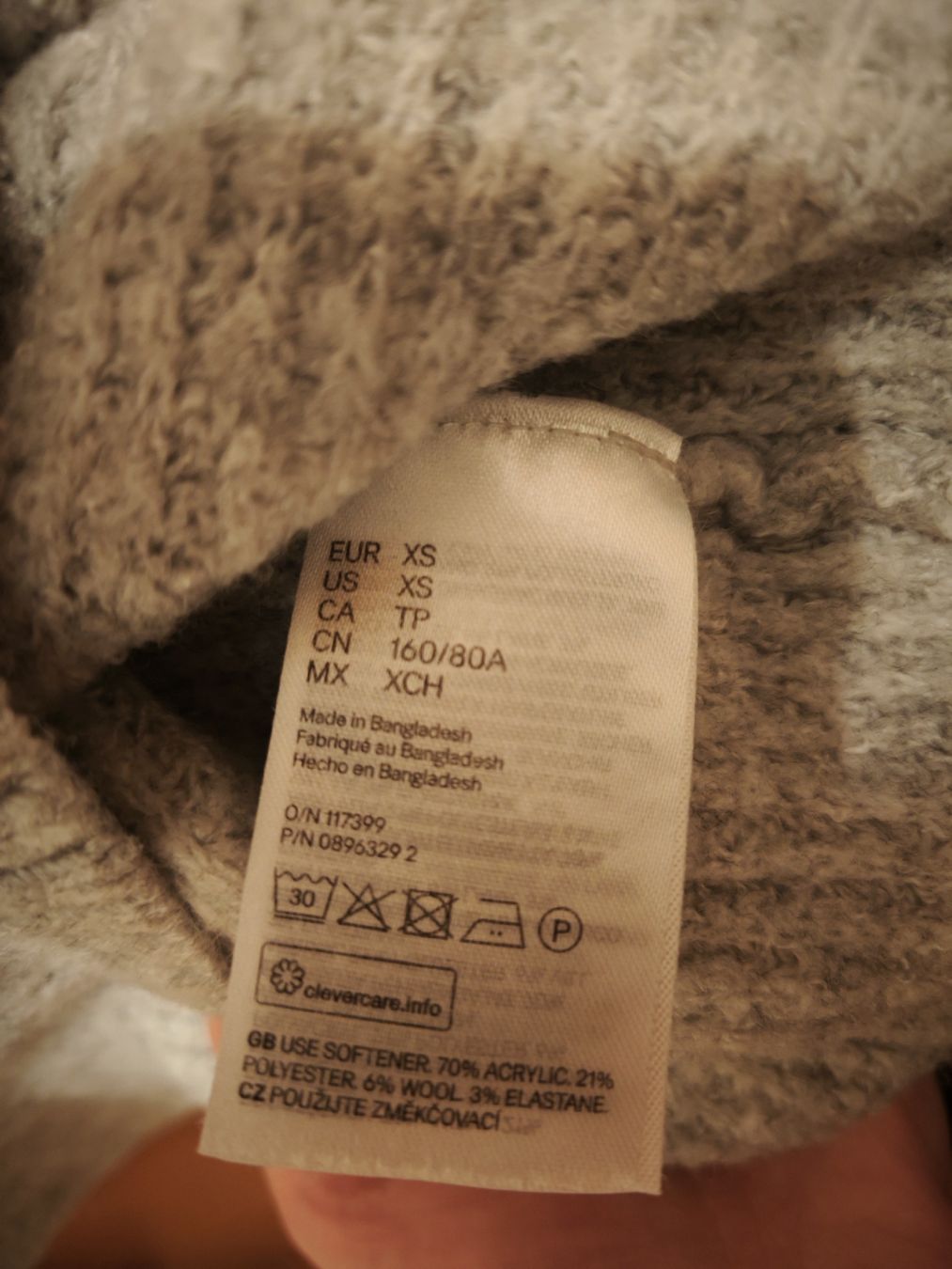 H&M Maglioni & Felpe: H&M Rollkragenpullover hellgrau Gr. XS-S – Usato da Adliswil venduto da coconut1289 4