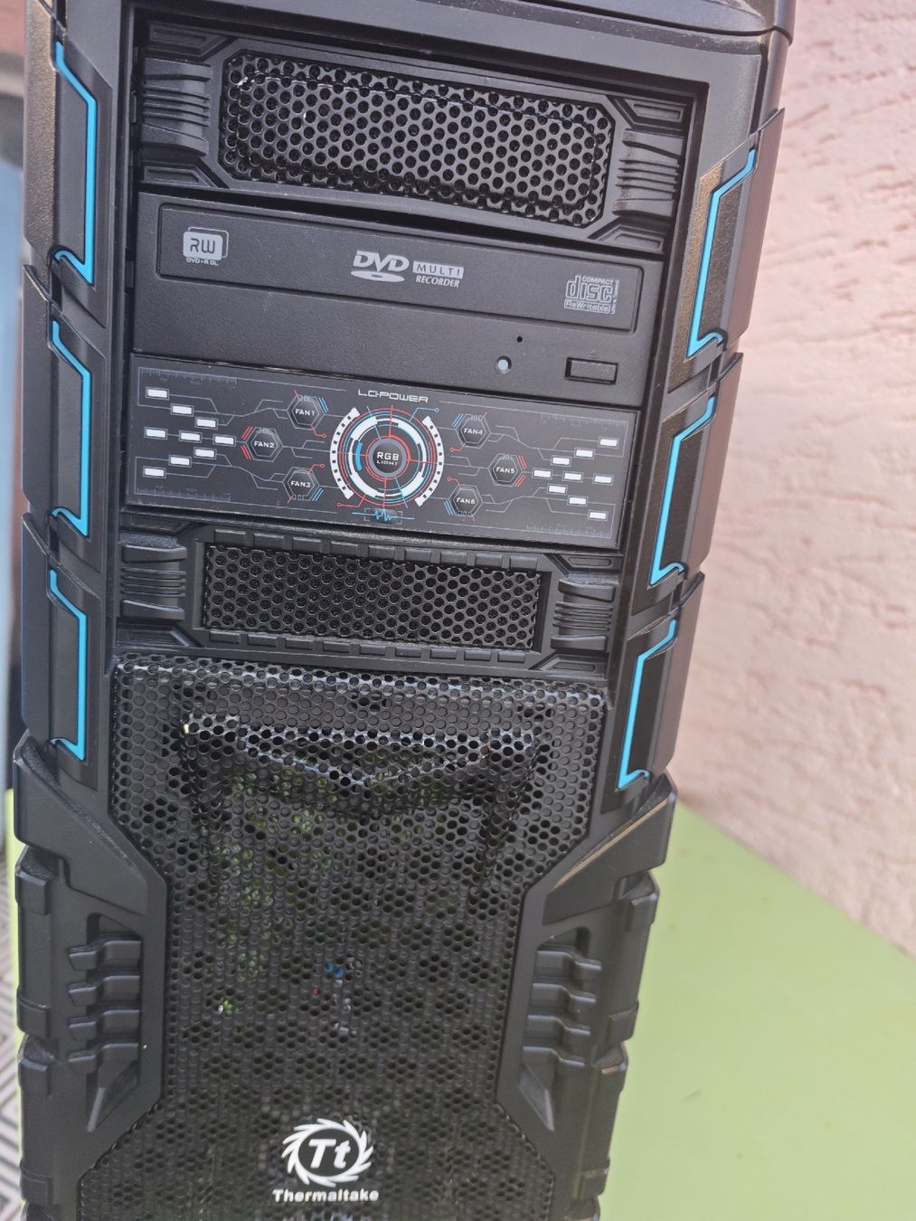 Asus PCs: PC Games Monster – D'occasion à Sarnen par Laut_musik