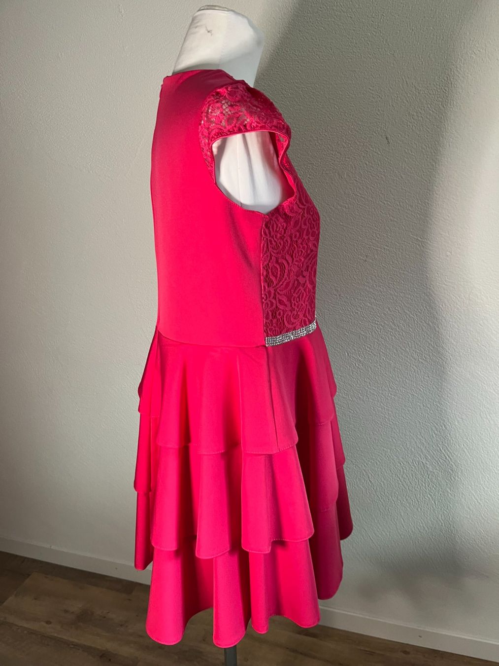 Robes: Kleid, Gr. S/M, NP 129.- – Neuf avec emballage d'origine à Interlaken par Jasmin_Flower 2