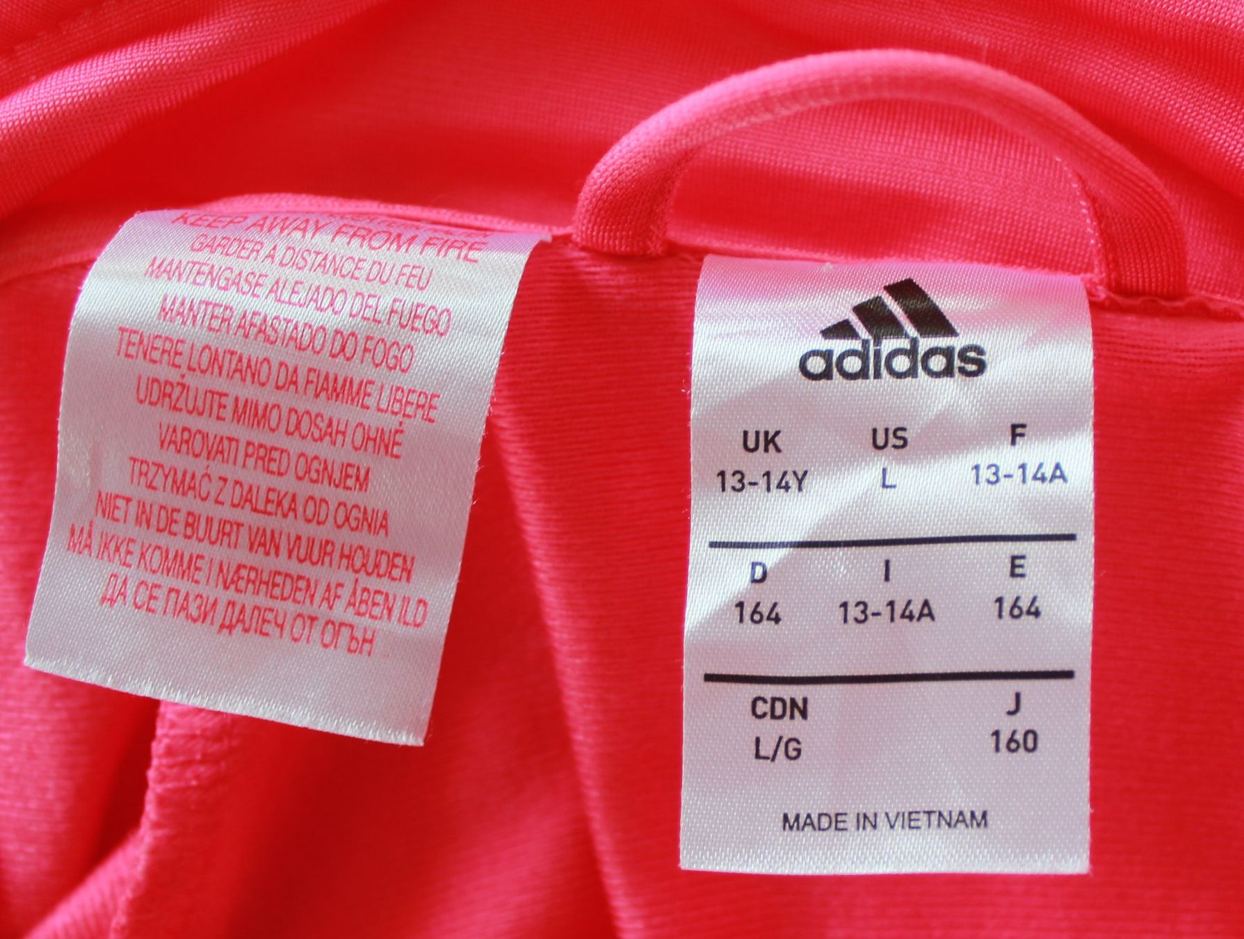 Adidas Giacche & Cappotti: Jaquette Adidas rose t.164 – Usato da Peseux venduto da Gilloss 3