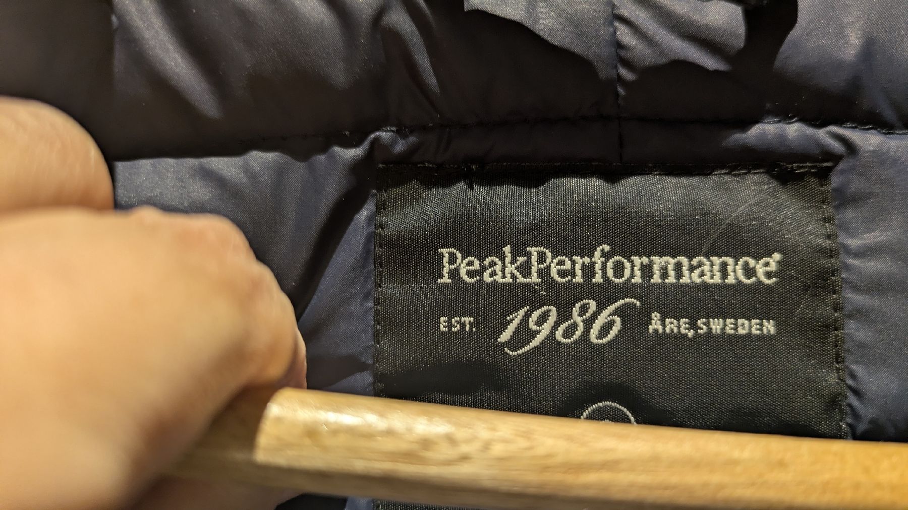 Peak Performance Cappotti: Peak Performance Wollmantel mit Steppinnenjacke Gr. S – Usato da Zürich venduto da broedl 2