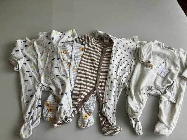 H&M Pigiama & Simili: Lot de 5 pyjamas bébé taille 68 – Usato da Gampelen venduto da Mari60
