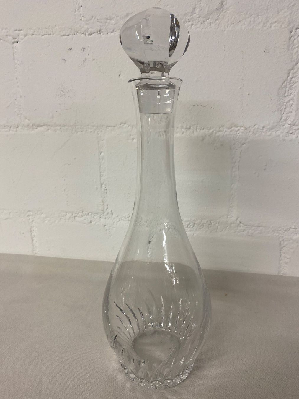 Karaffen: Elegante Glas Karaffe mit Stopfen - Zeitloses Design! – Gebraucht aus sursee von trilli-tralli 5