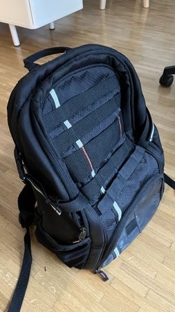 Sac à dos Targus noir bon état