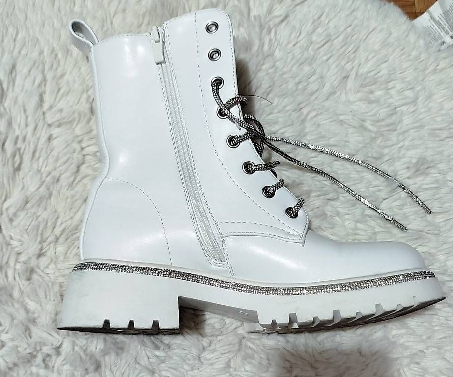 Scarpe da donna: Stivaletti con strass – Usato da Chiasso venduto da CarmeloNicotra 1