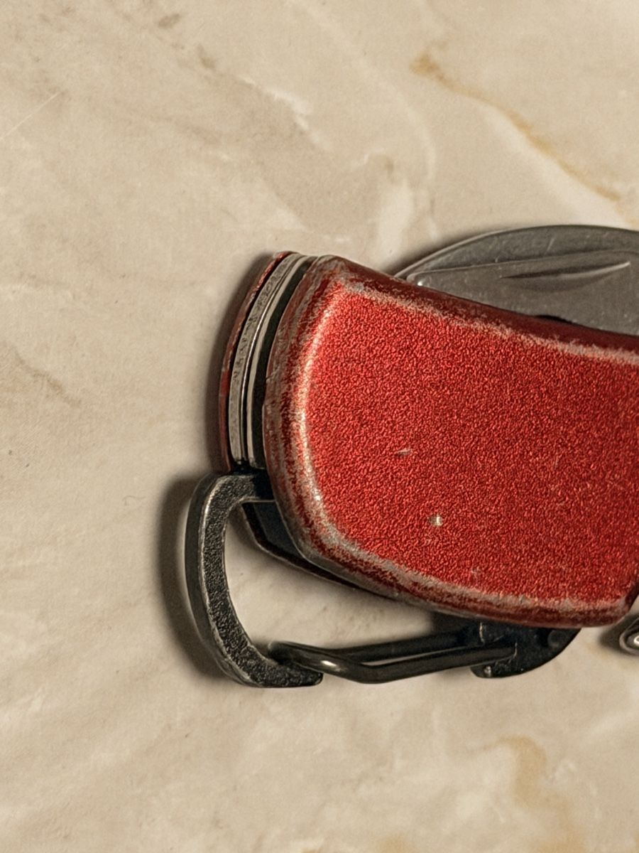 Couteaux de poche: Couteau suisse multifonction rouge – D'occasion à Grenchen par 24.07LD 6