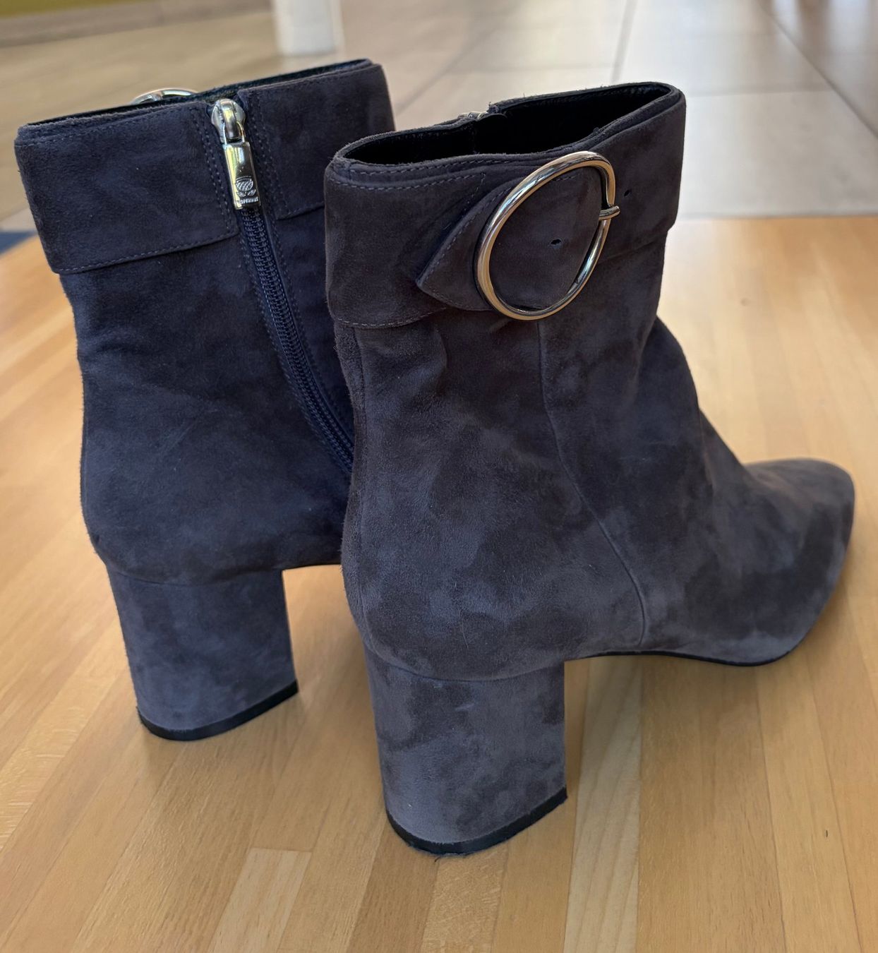 Navyboot Scarpe da donna: Navyboot Stiefeletten Gr. 39 Neu – Nuovo (secondo la descrizione) da Murten venduto da simsalino 1