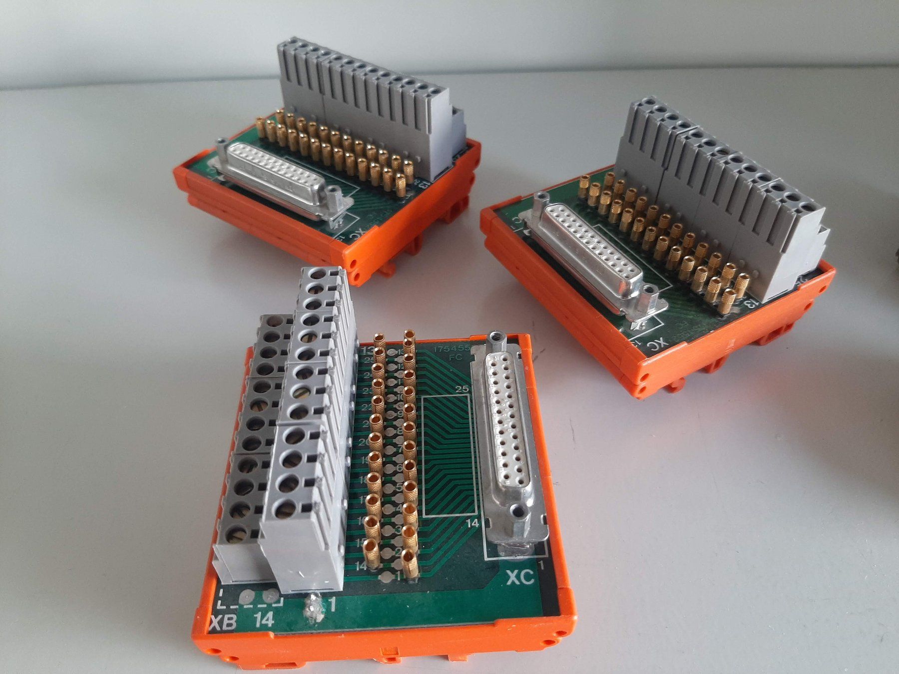 Wago Elektronikbauteile: Bornier WAGO 25 pôles SUB-D - Interface Module D-SUB Female – Gebraucht aus Lutry von Matteo022